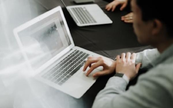 Ecommerce integrated with AI